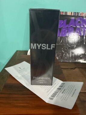 Yves Saint Laurent MYSLF L’Absolu Eau de Parfum - Black Packaging